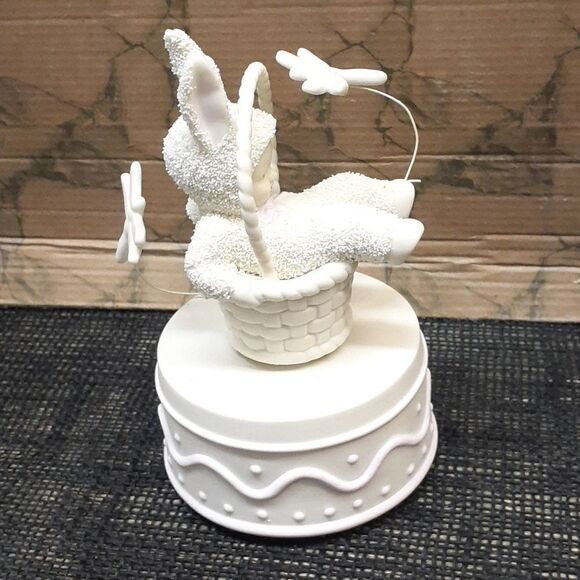 Department 56 Snowbunnies You Make Me Laugh Revolving Music Box - Picture 5 of 8